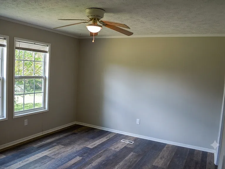 735 Russet Run — Photo 22