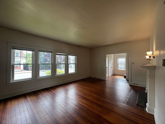 4th image of 268 Marietta Ave