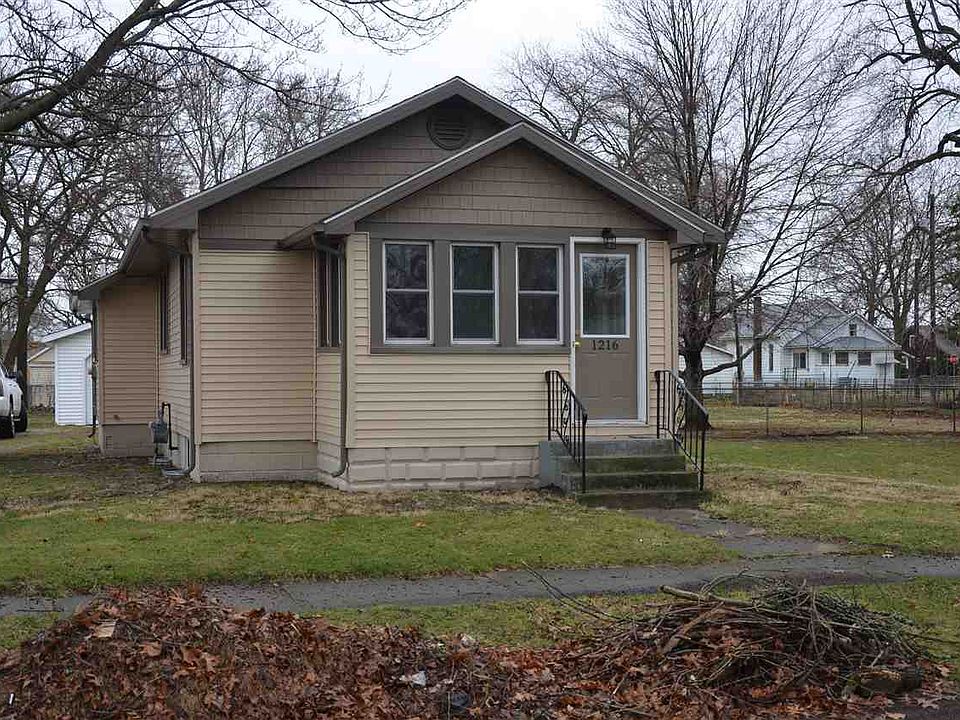 1st image of 1216 Laurel St