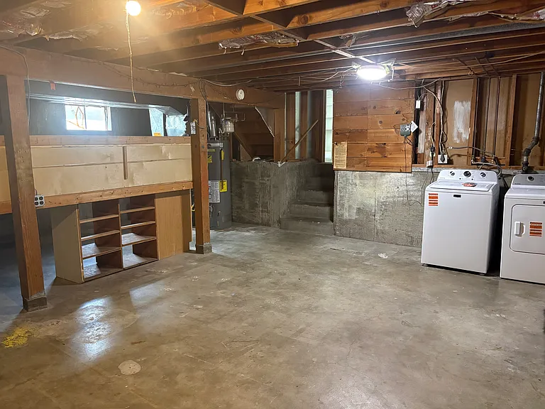 2138 E 6320 S — Photo 11