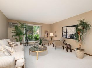 7412 W 22nd St APT 108, Saint Louis Park, MN 55426