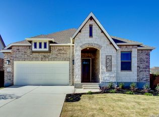 735 Navarro Street, New Braunfels, TX 78132