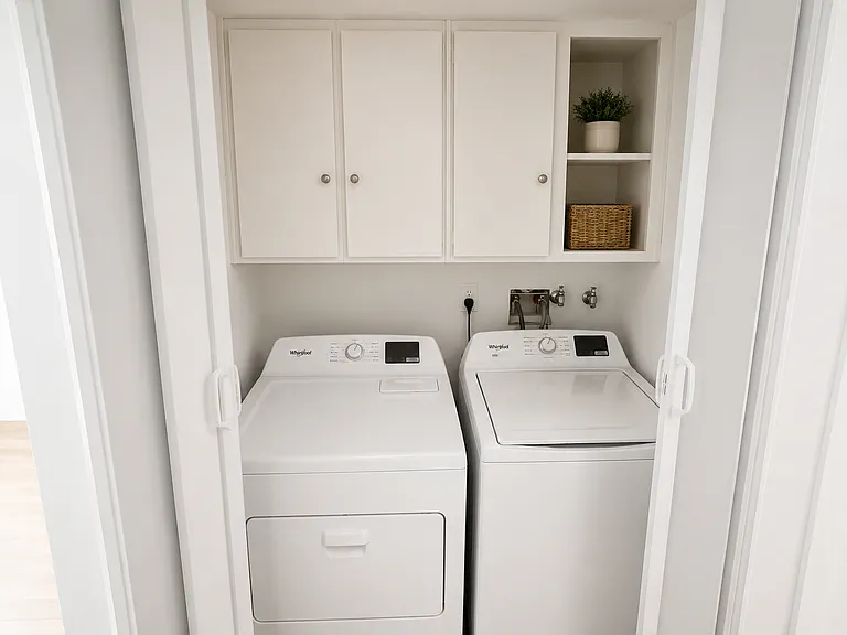 1206-1208 J St #1206 — Photo 2