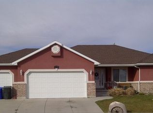 5258 W Bridle Hollow Pl, West Jordan, UT 84081