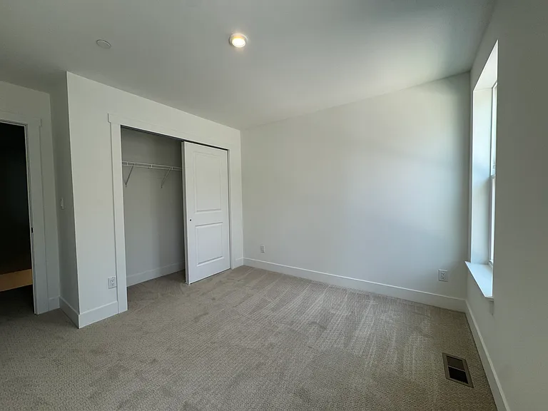 49482 Coldwater Ridge Dr — Photo 16