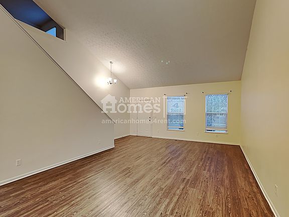 3rd image of 1175 Willow Oak Dr