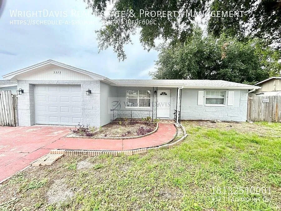 3323 Fairmount Dr