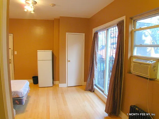 Rented by Uptown Property Group | media 25