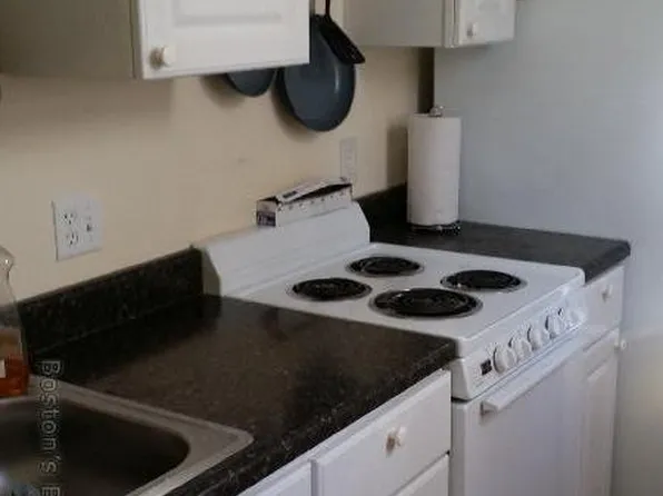 57 Longwood Ave APT 10, Brookline, MA 02446