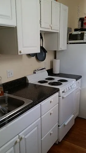 57 Longwood Ave #10 Photo 1