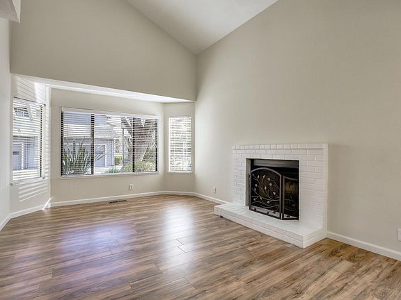 5th image of 854 Minnesota Ave Unit 118