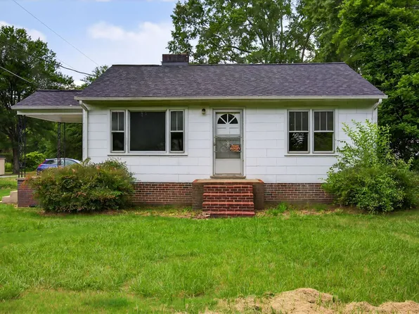 110 Cardinal Rd, Madison, NC 27025