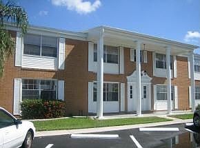 1st image of 4158 Tamiami Trl #V