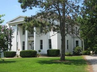 566 Rr 3, Vandalia, IL 62471