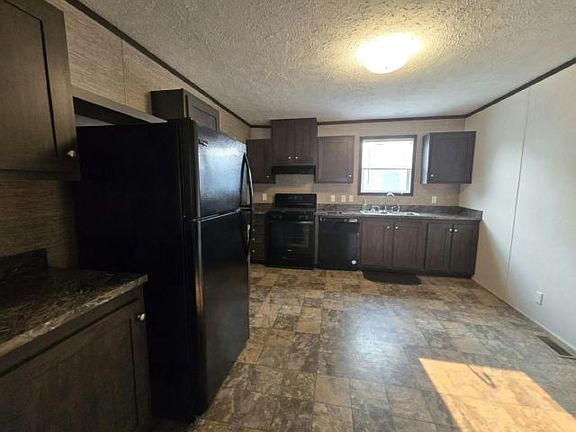 2nd image of 911 Hamlet Cir Lot 139