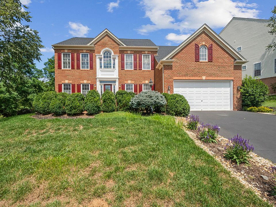 1st image of 43286 Canal Creek Pl