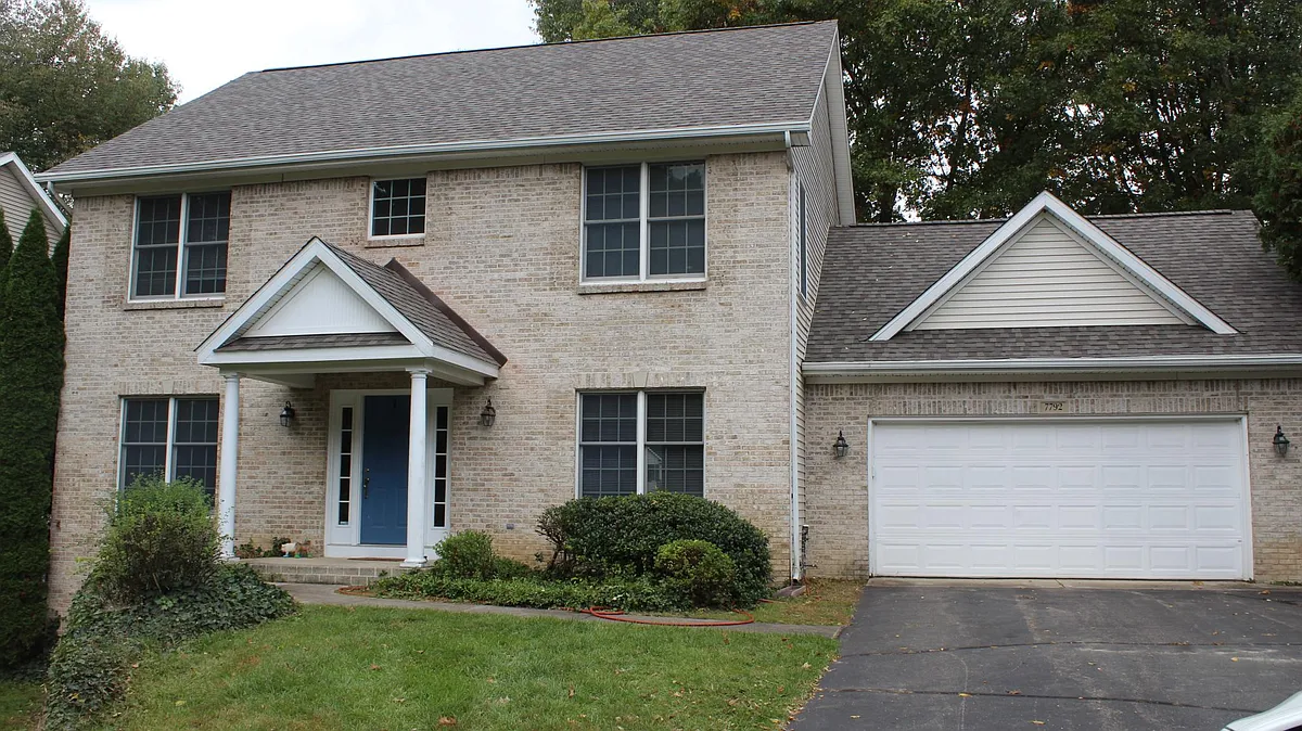 Front view 2 car garage - 7792 Ashton Woods Dr