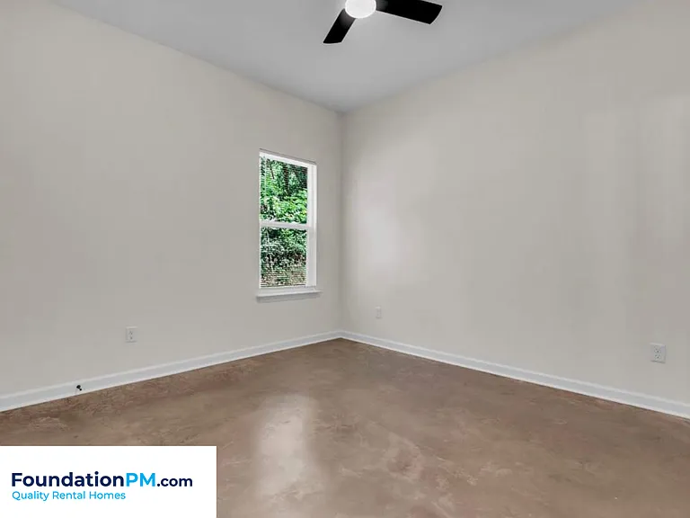 1374 Dow Pl — Photo 8