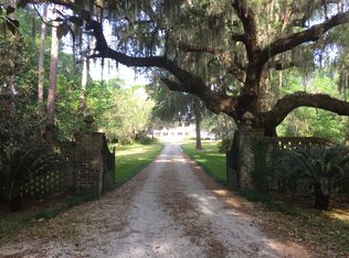 3202 Waverly Rd, Pawleys Island, SC 29585