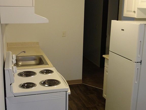 3rd image of 16702 31st Ave S #232
