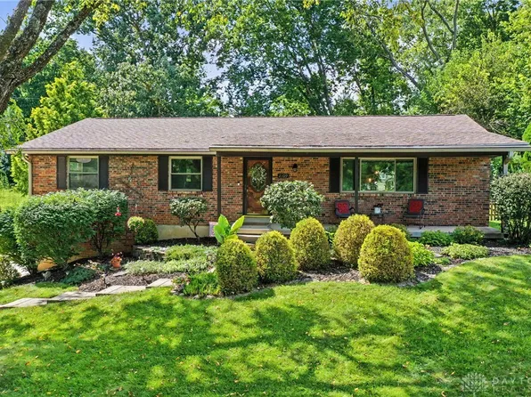2109 Vemco Dr, Bellbrook, OH 45305