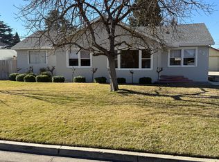 421 S Acacia Ave, Ripon, CA 95366