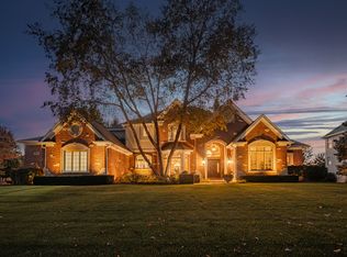 4015 Prairie Crossing Dr, Saint Charles, IL 60175