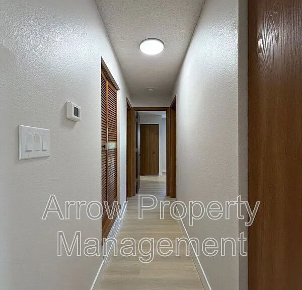 2334 N 44th St #19 — Photo 6