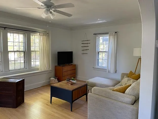 1831 E Marion St #1831 — Photo 2