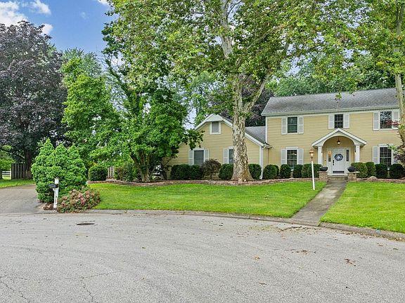 2nd image of 966 Southernview Dr S