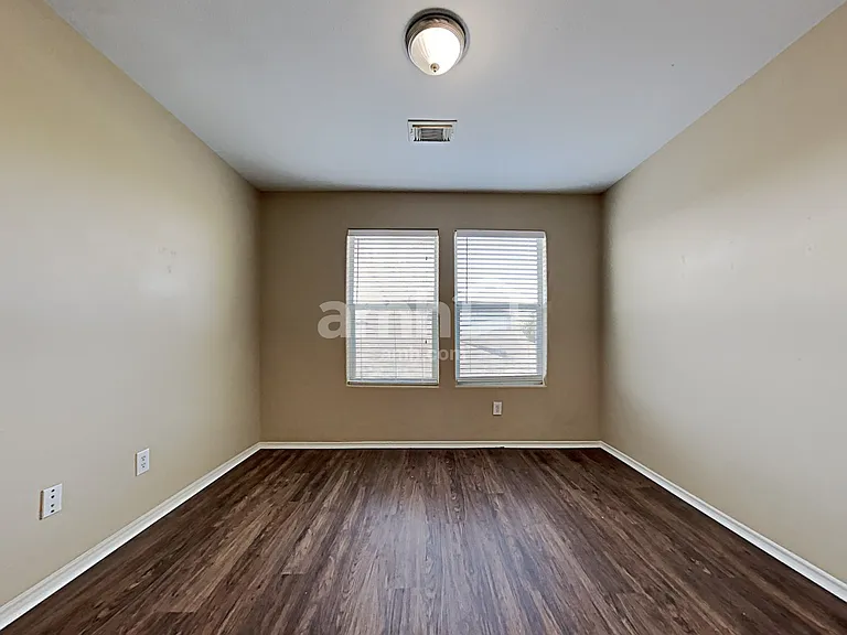 503 Pine Cluster Ct — Photo 9