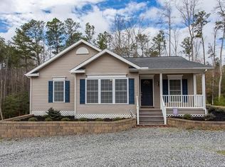 216 Wishing Well Ln, Lancaster, VA 22503