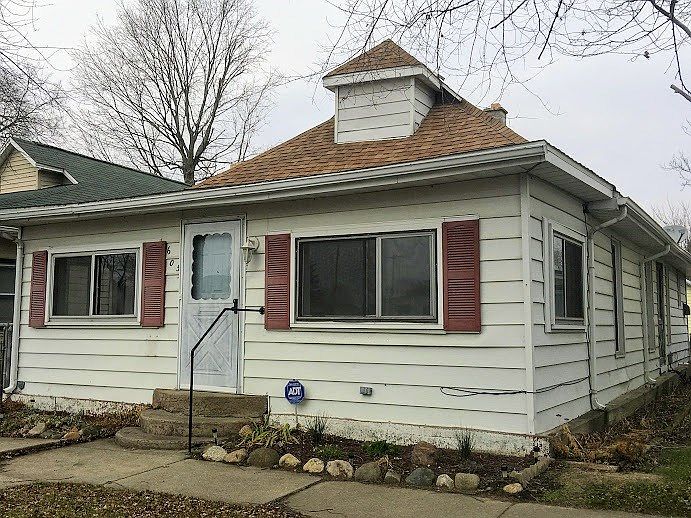 2nd image of 605 Harrison St
