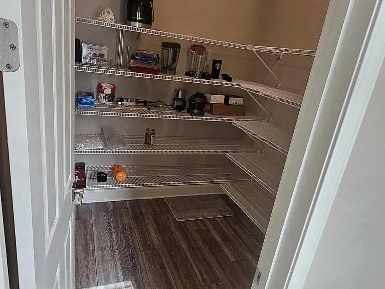 21 Los Lagos Blvd — Photo 16