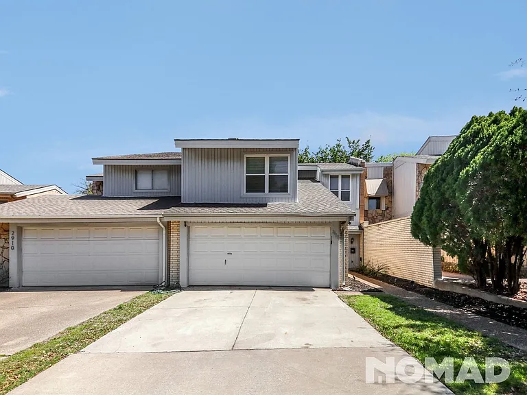 2908 Country Place Cir — Photo 10