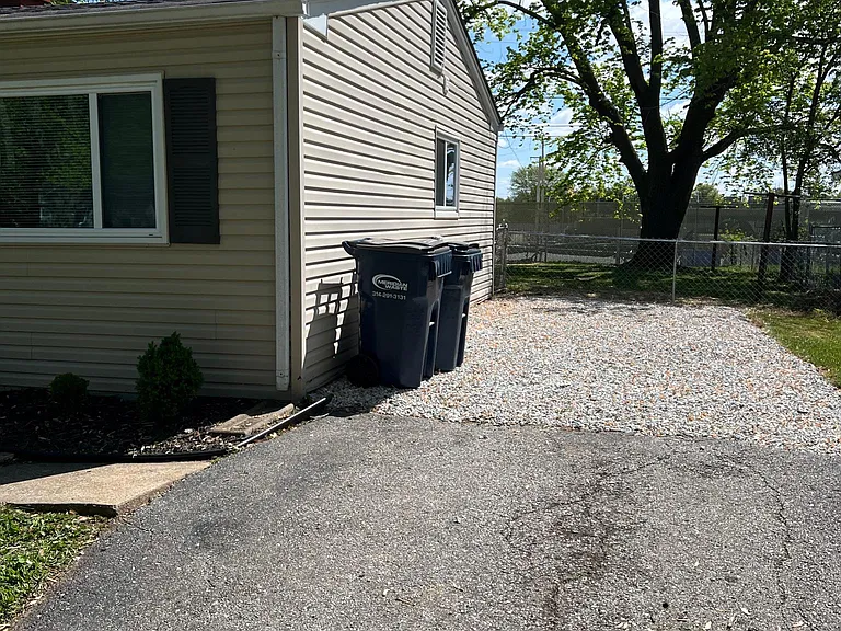 18 Foster Ln — Photo 11