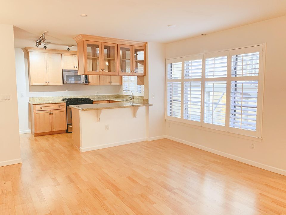 1st image of 1540H Lombard St #H