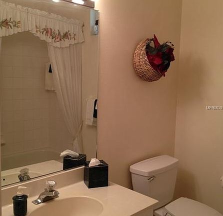 3rd image of 3209 Vivienda Blvd