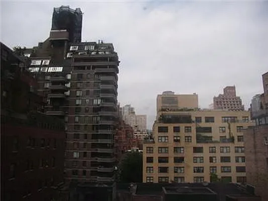 Rented by R New York | media 31