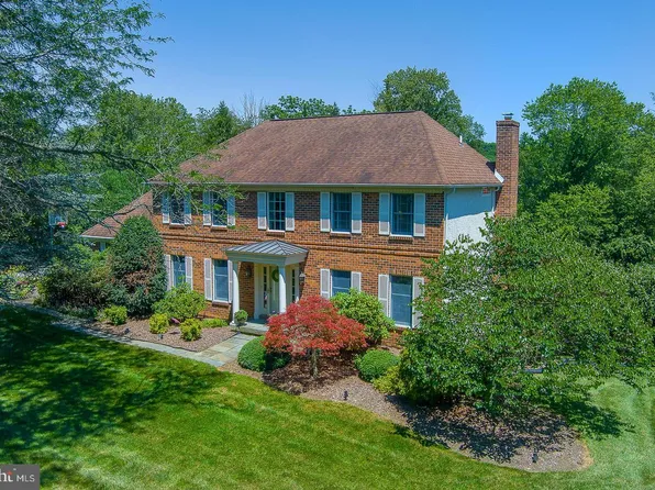 614 Thorncroft Dr, West Chester, PA 19380