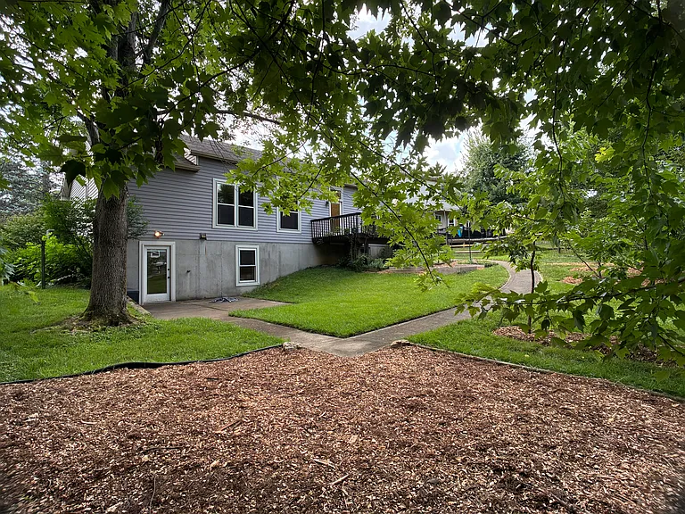 6400 Belmont Park Ct — Photo 61