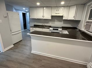 47 Bloomingdale Ave #1R, Pawtucket, RI 02860