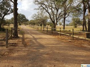 2863 County Road 400, Yoakum, TX 77995