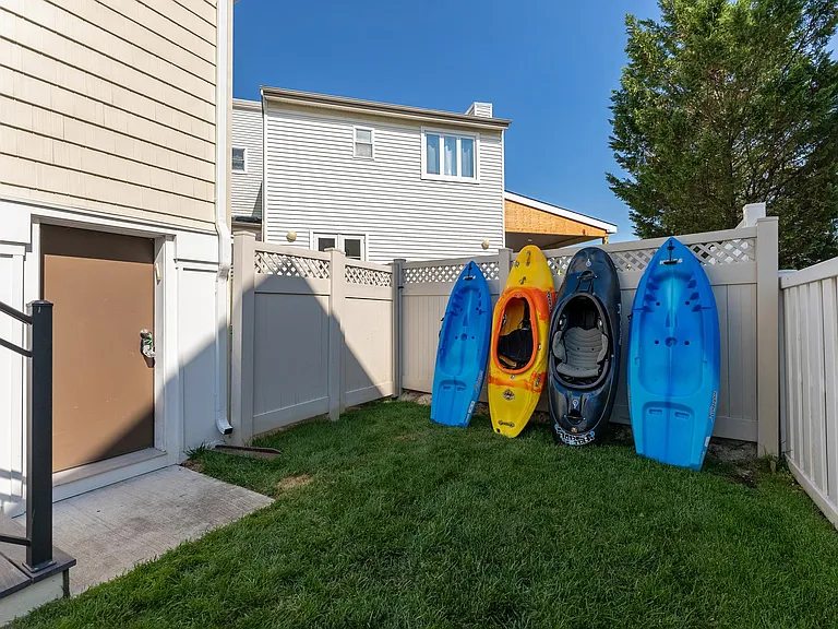 7600 Bayshore Dr — Photo 42