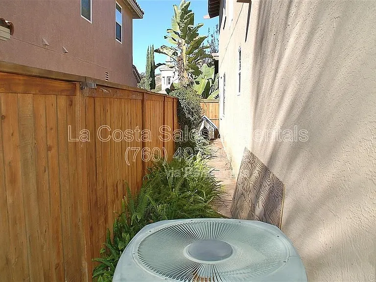 1139 Calistoga Way — Photo 21