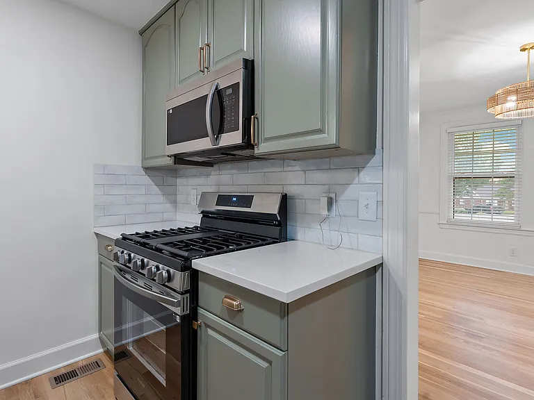 217 Blue Hills Dr — Photo 8