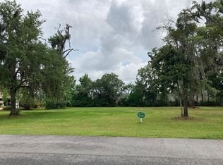 91 Laurel Grove Rd, Brunswick, GA 31523