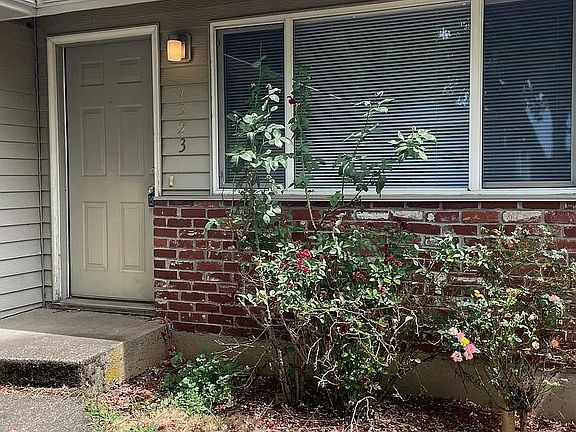 2nd image of 1315 Z St
