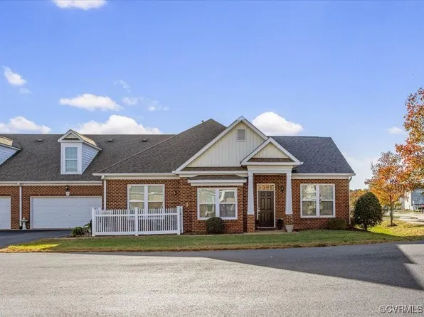 5947 E Stonepath Garden Dr, Chester, VA 23831