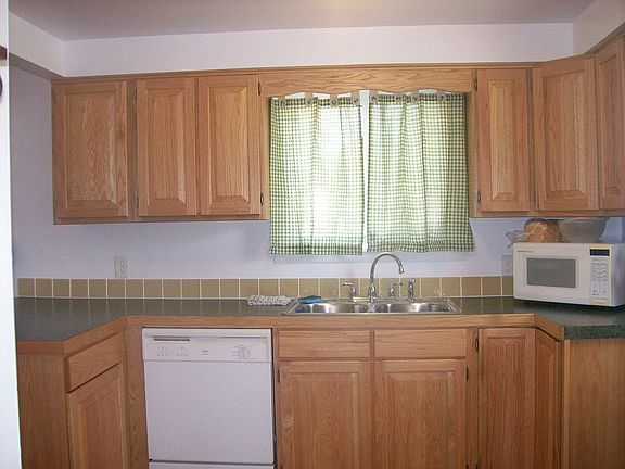 5th image of 153 Majestic St SE